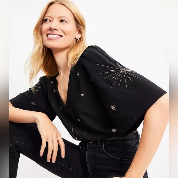 LOFT Women's Embellished V-Neck Top SIZE XXS NWOT - Picture 2 of 9